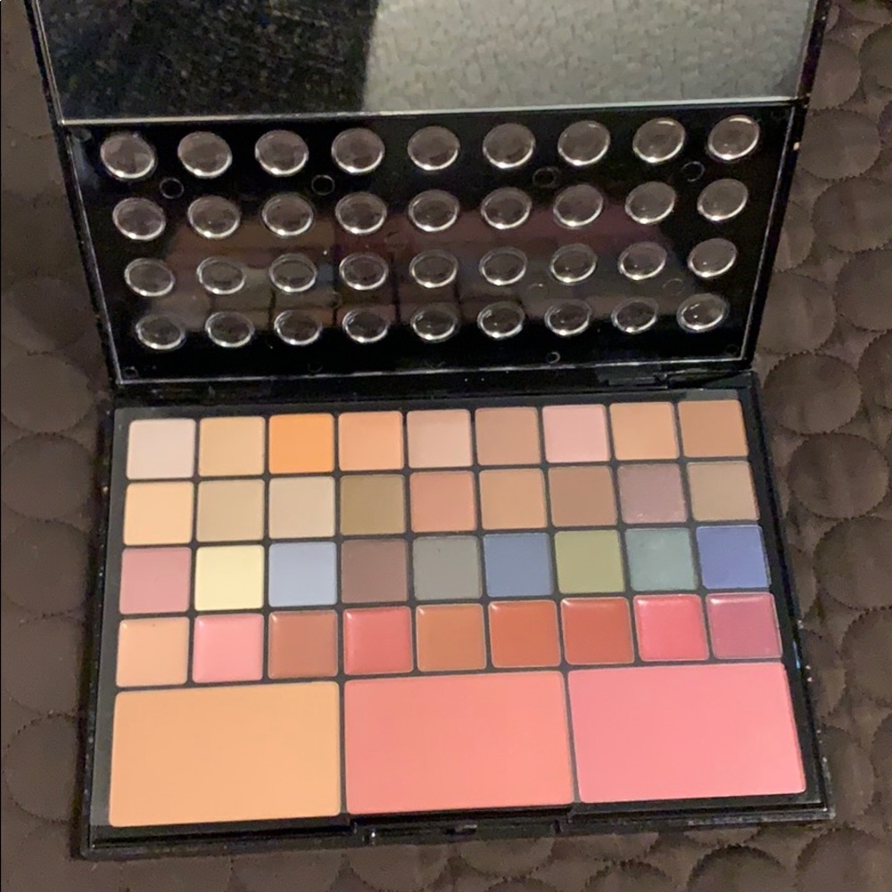 Me makeover Essentials ultimate beauty II